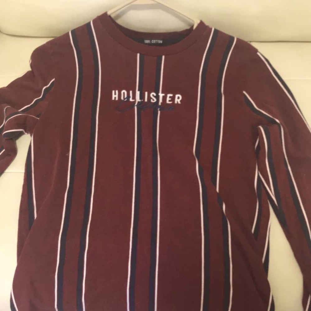 Hollister Maroon T-Shirt